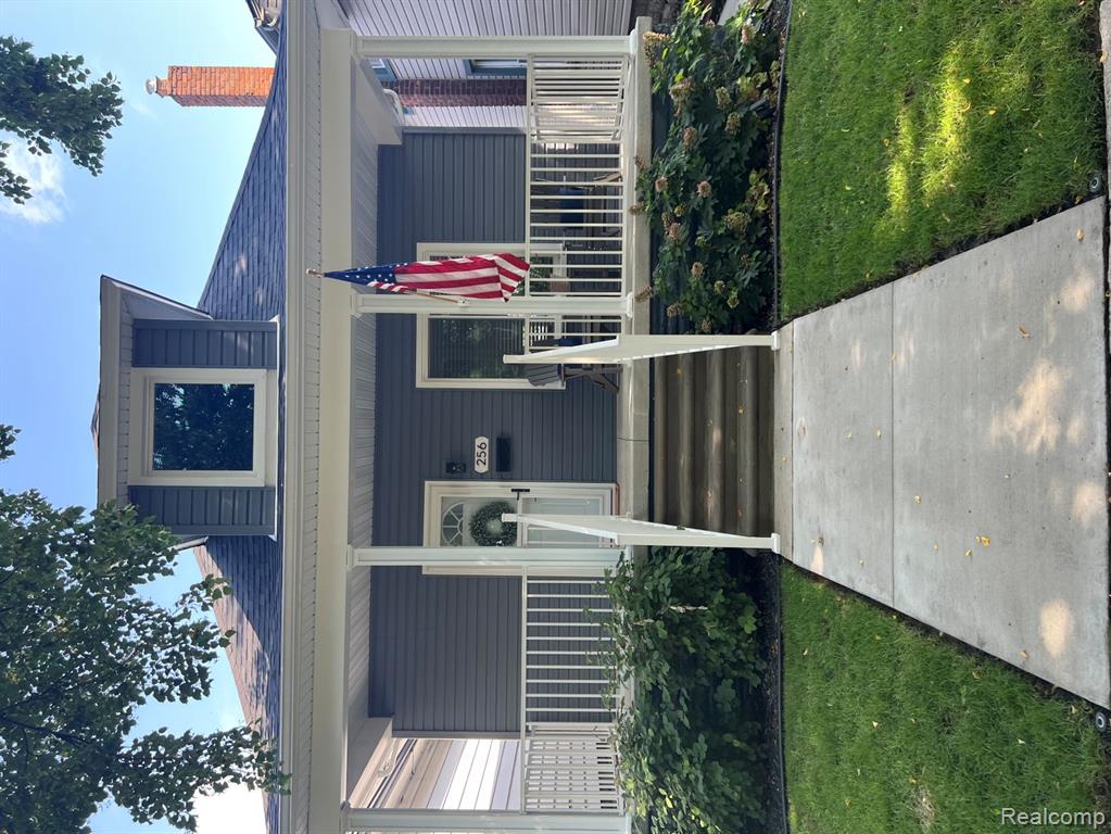 256 Hudson Street Property Photo 1
