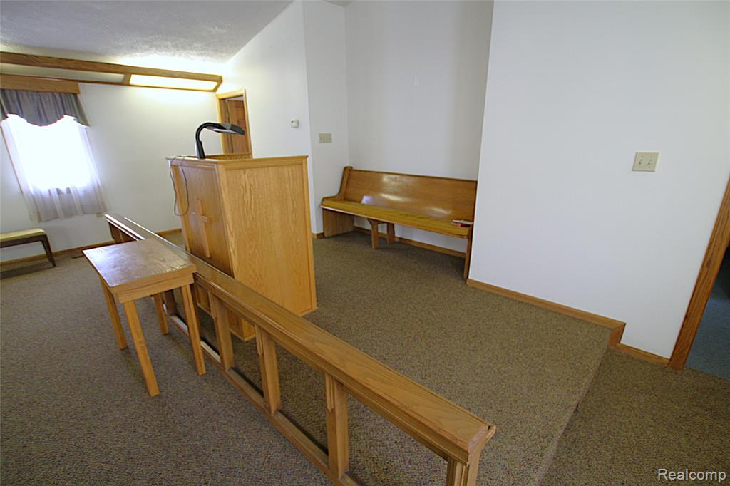 3141 S Vassar Road Property Photo 9