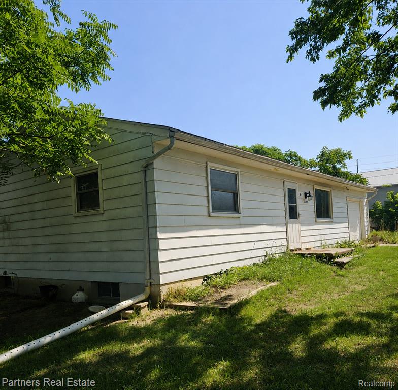 1382 Lucy Road Property Photo 3