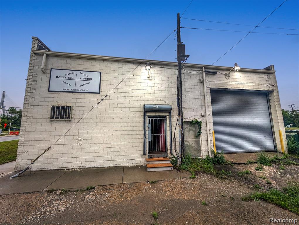 8000 W Jefferson Avenue Property Photo 4