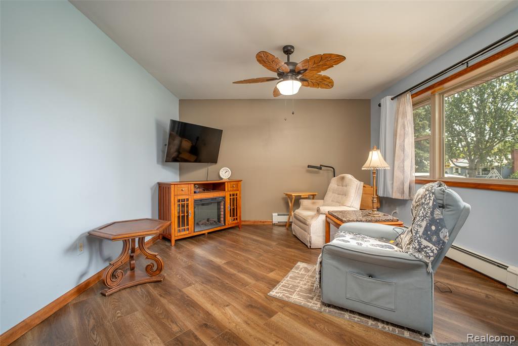 7117 Ontario Street Property Photo 5