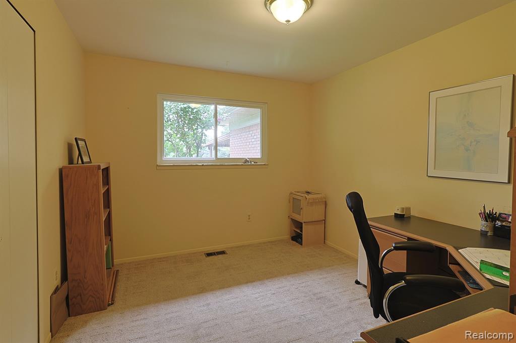 2298 Columbia Drive Property Photo 13