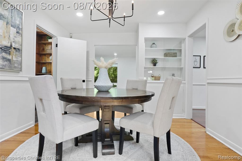24711 Tudor Lane Property Photo 13