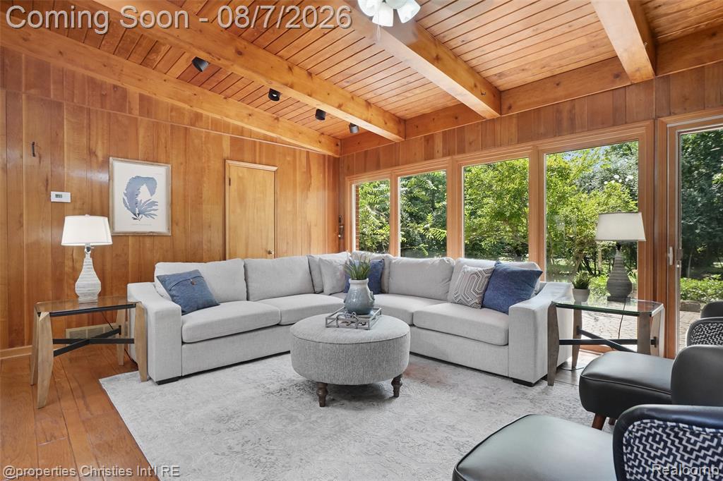 24711 Tudor Lane Property Photo 15