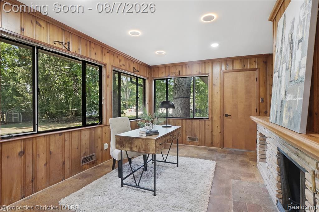 24711 Tudor Lane Property Photo 31