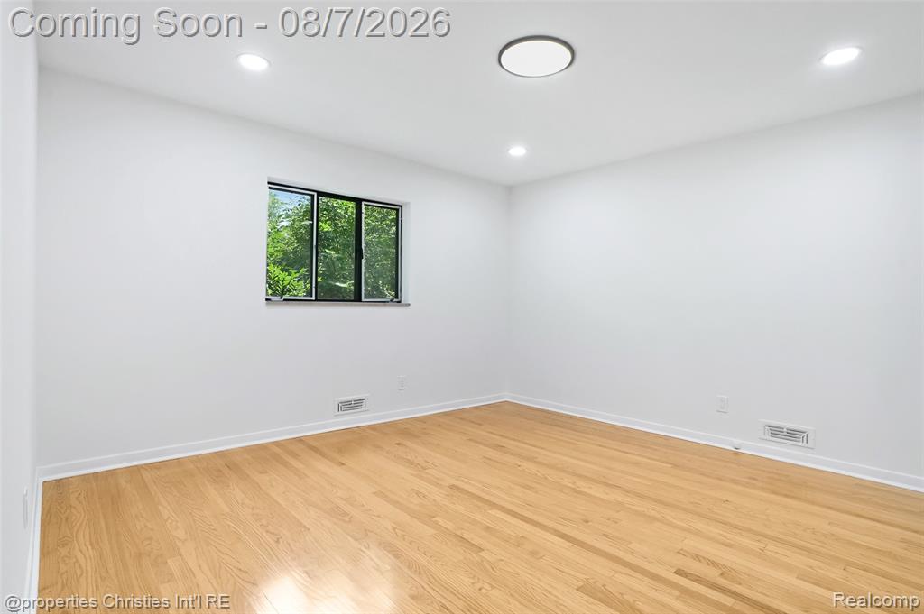 24711 Tudor Lane Property Photo 40