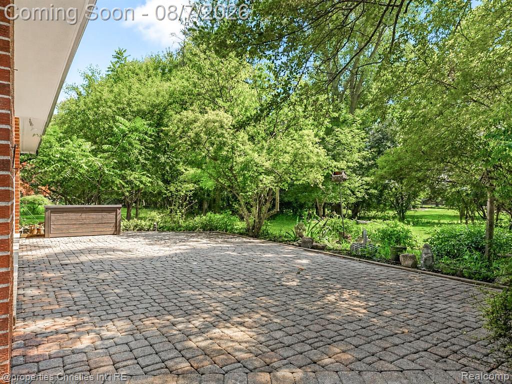 24711 Tudor Lane Property Photo 61