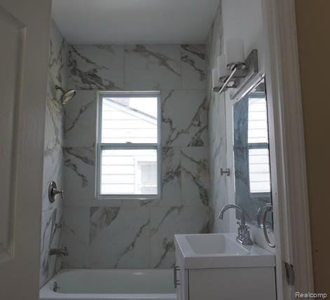 18030 Mackay Street Property Photo 9