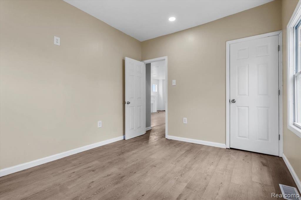18030 Mackay Street Property Photo 24
