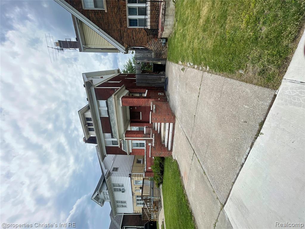 2454 Glynn Court Property Photo 4
