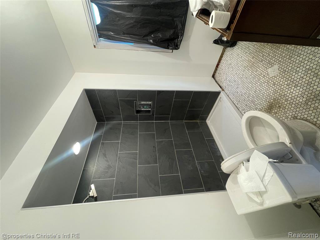 2454 Glynn Court Property Photo 25