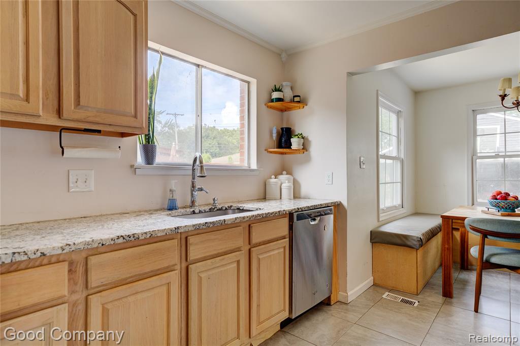 220 N Webik Avenue Property Photo 12