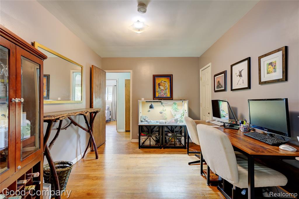 220 N Webik Avenue Property Photo 22