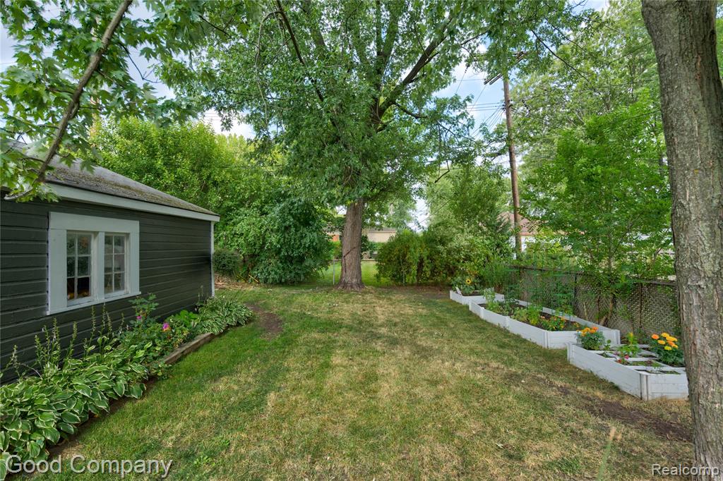 220 N Webik Avenue Property Photo 27