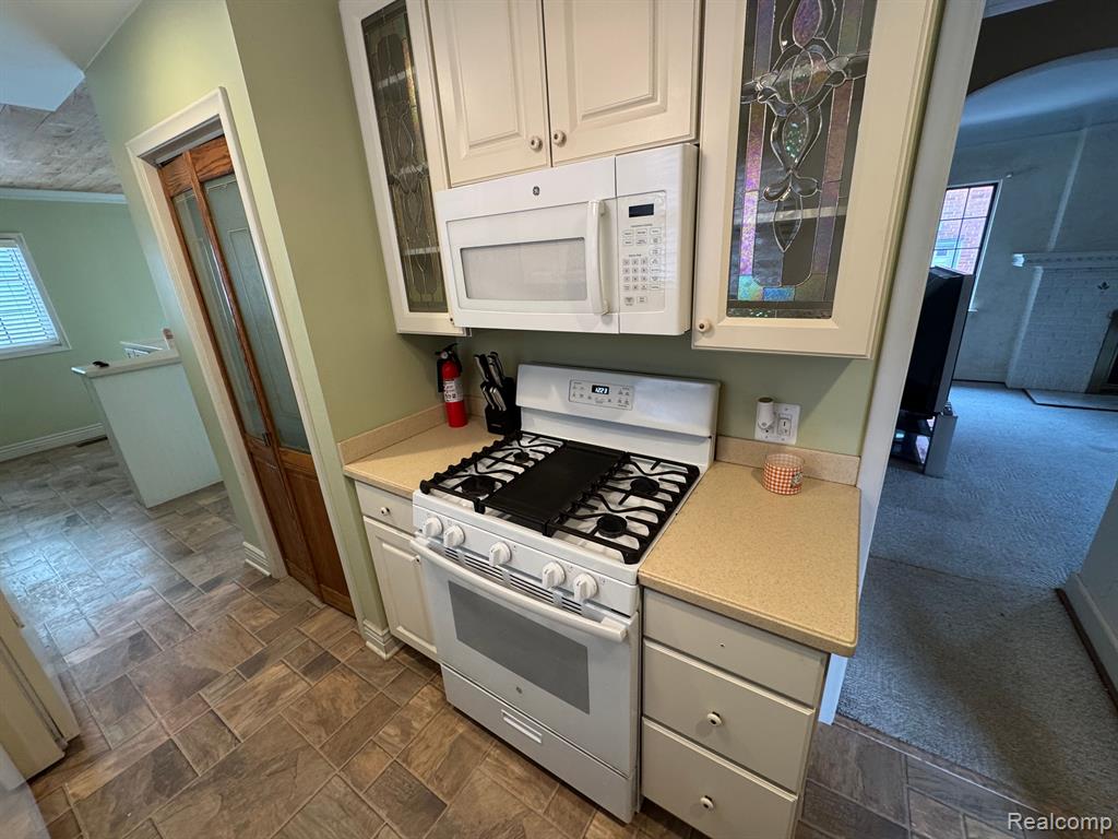 820 Winchester Avenue Property Photo 10