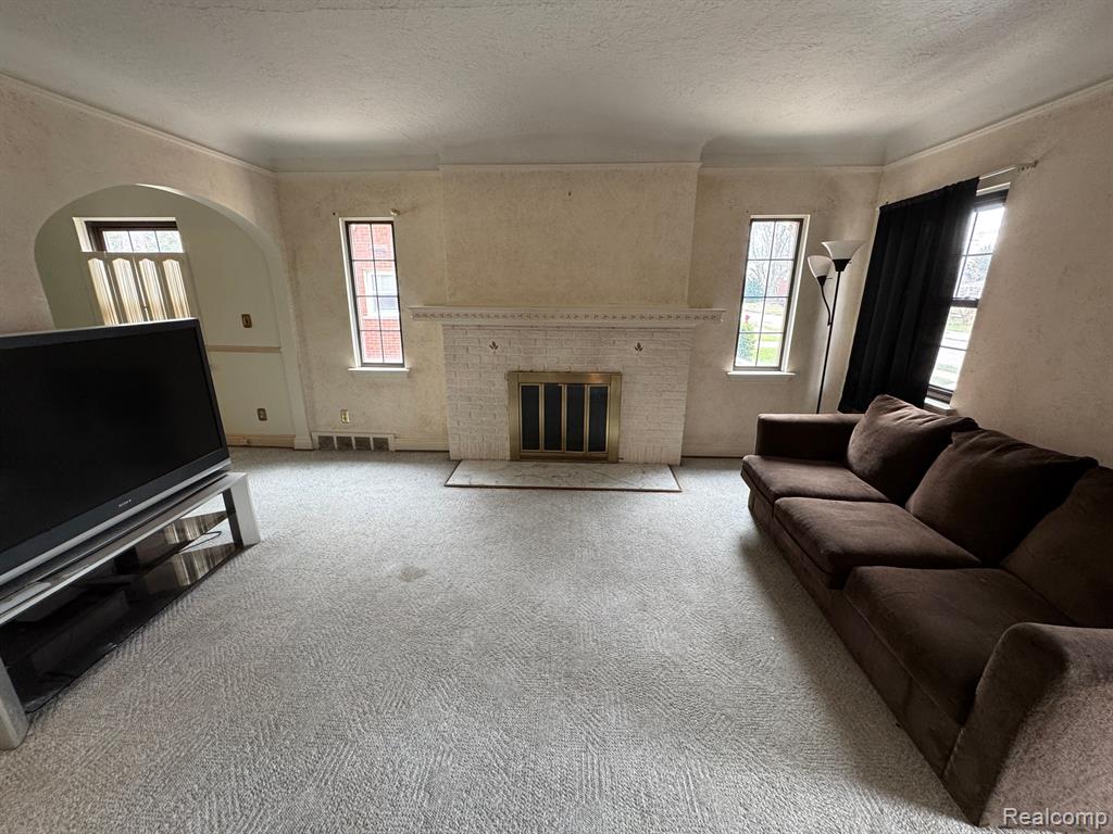 820 Winchester Avenue Property Photo 15