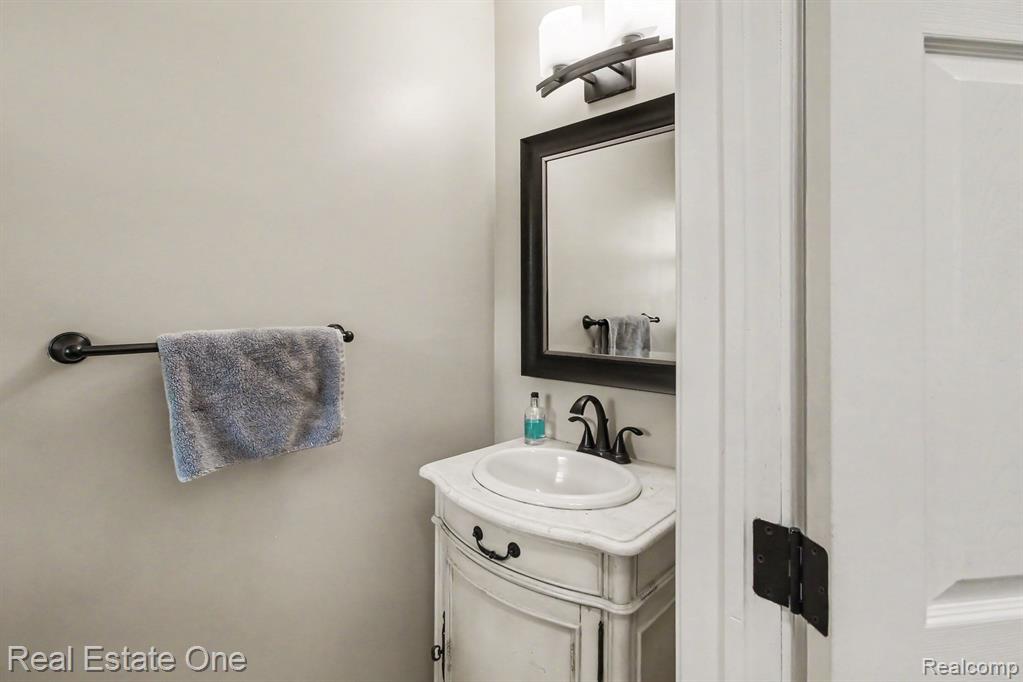 7926 Forest Creek Court Property Photo 10