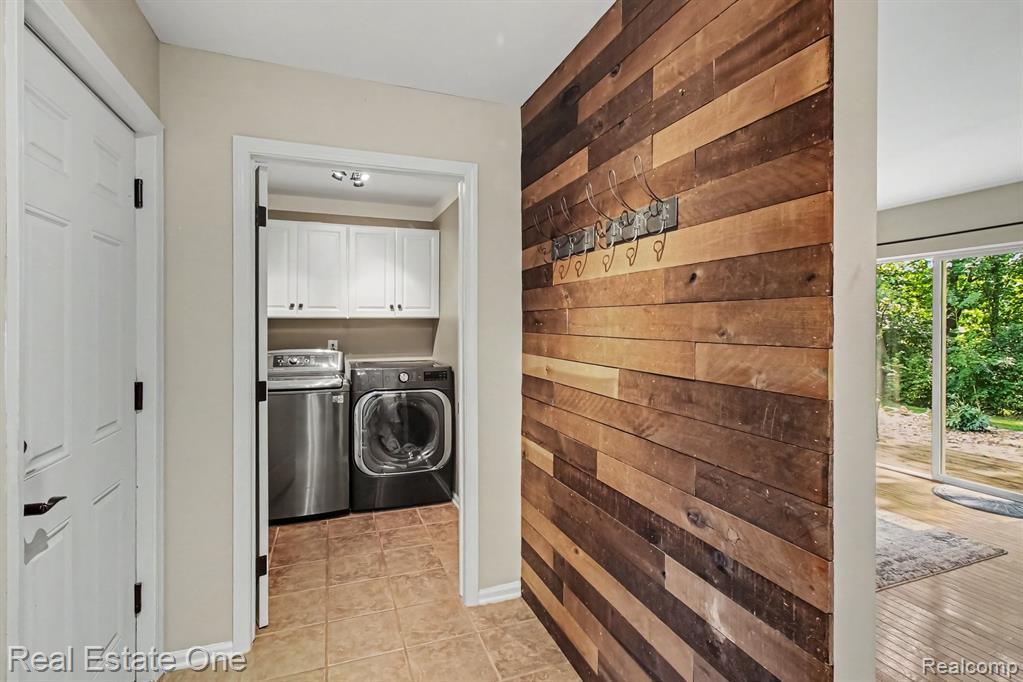 7926 Forest Creek Court Property Photo 17