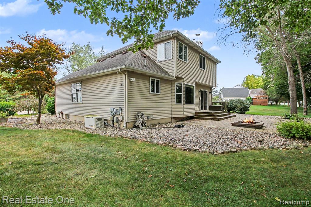 7926 Forest Creek Court Property Photo 23