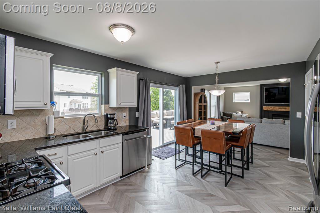 419 Ridgewood Drive Property Photo 15