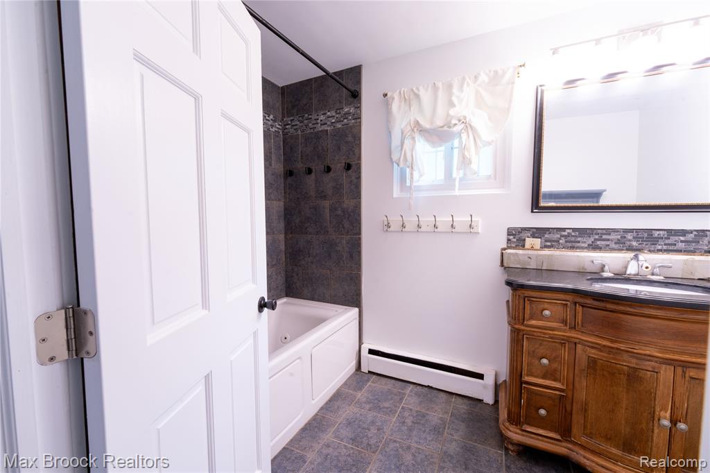 216 Crawford Drive Property Photo 16