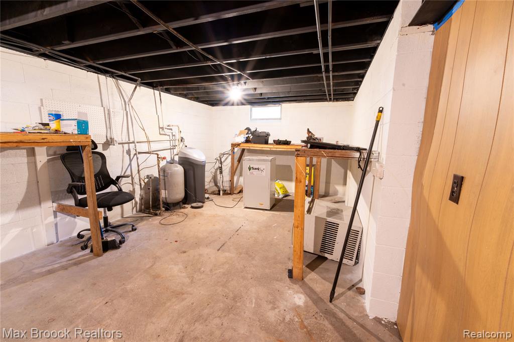 216 Crawford Drive Property Photo 41