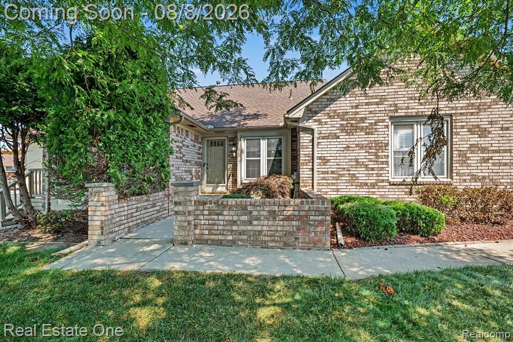 43421 Riverbend Boulevard Property Photo 1