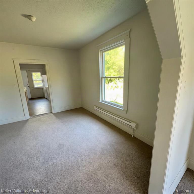 4447 Baldwin Street Property Photo 6