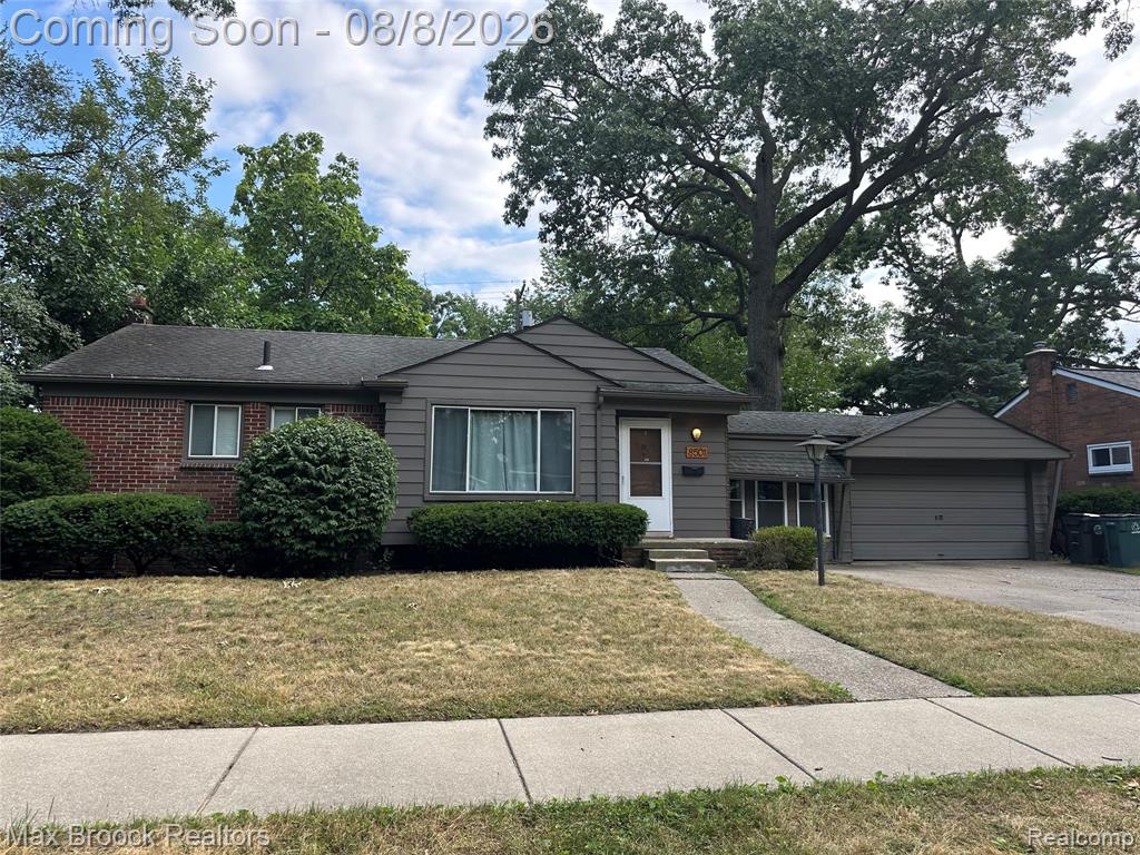 8501 NORTHFIELD Boulevard Property Photo 1