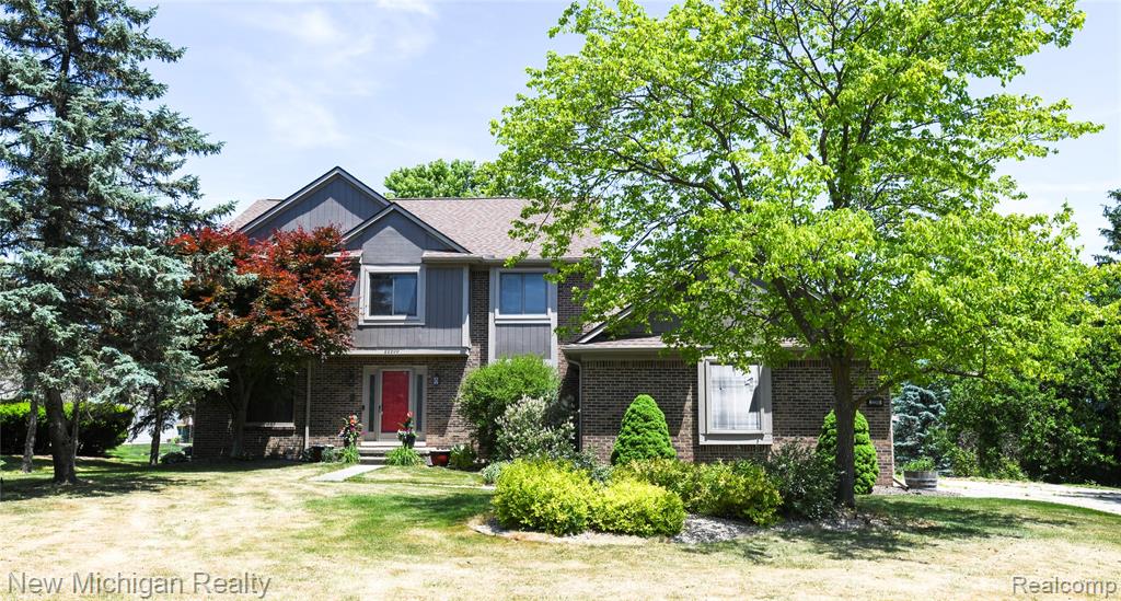 22200 Heatheridge Property Photo 1