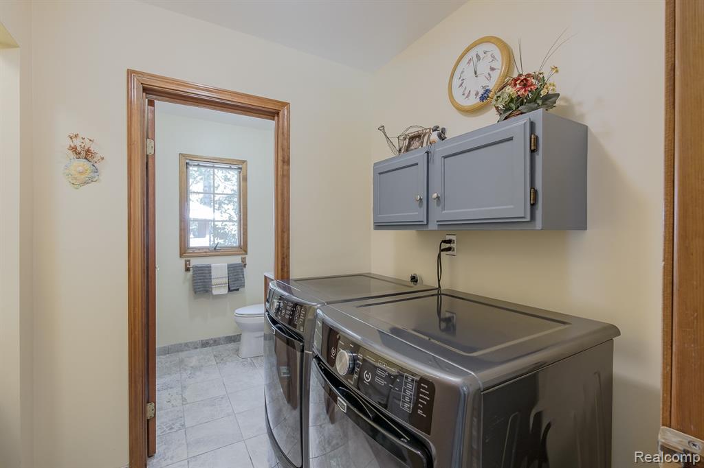 2411 Farmbrook Trail Property Photo 19