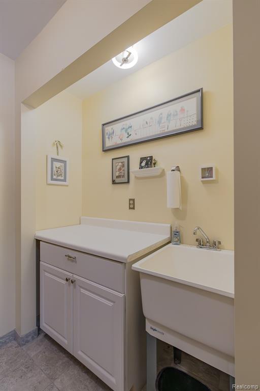 2411 Farmbrook Trail Property Photo 20