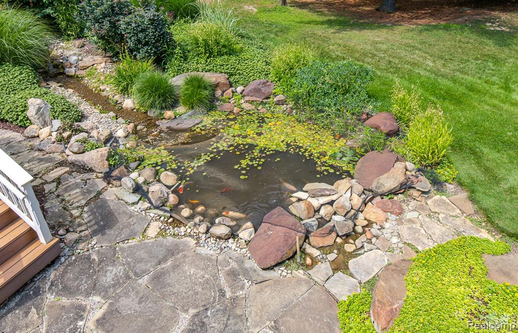 2411 Farmbrook Trail Property Photo 40