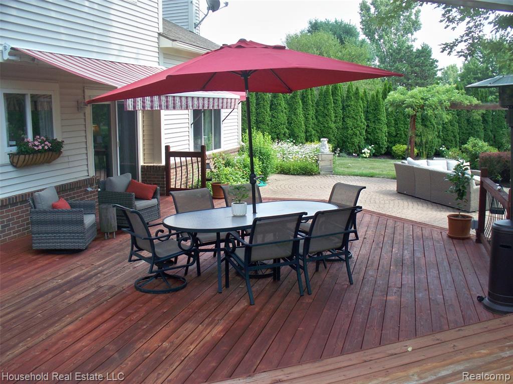 2933 Augusta Drive Property Photo 8