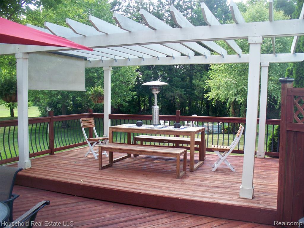 2933 Augusta Drive Property Photo 9