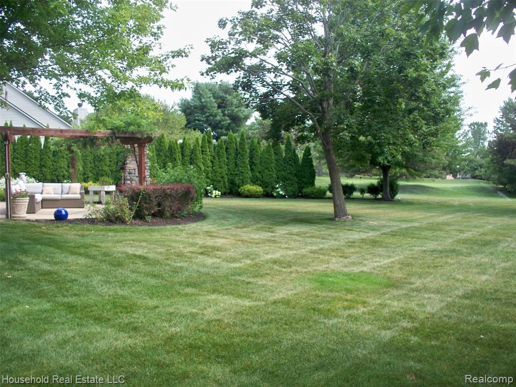 2933 Augusta Drive Property Photo 19