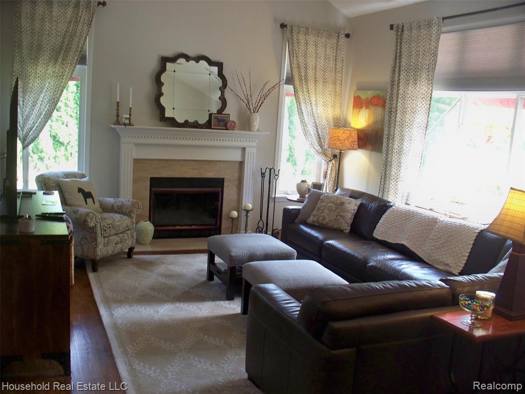 2933 Augusta Drive Property Photo 35