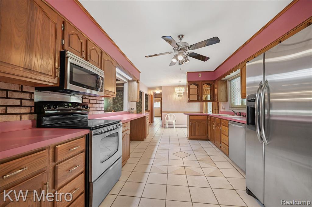 4225 Shreve Drive Property Photo 8