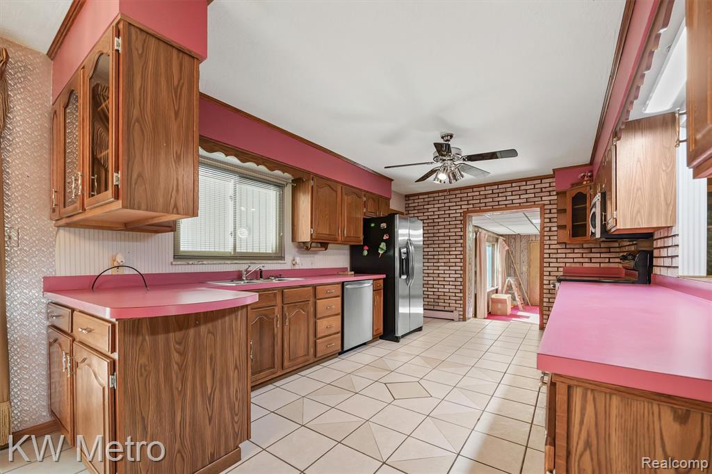 4225 Shreve Drive Property Photo 10