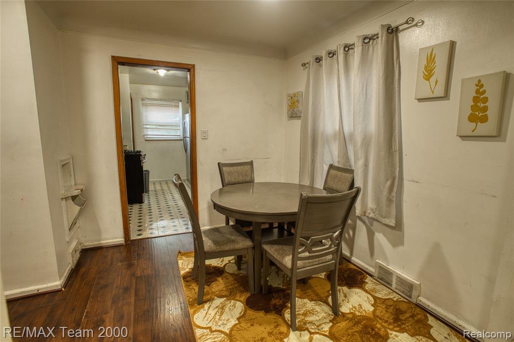 7523 Calhoun Street Property Photo 5