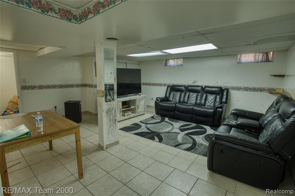 7523 Calhoun Street Property Photo 20