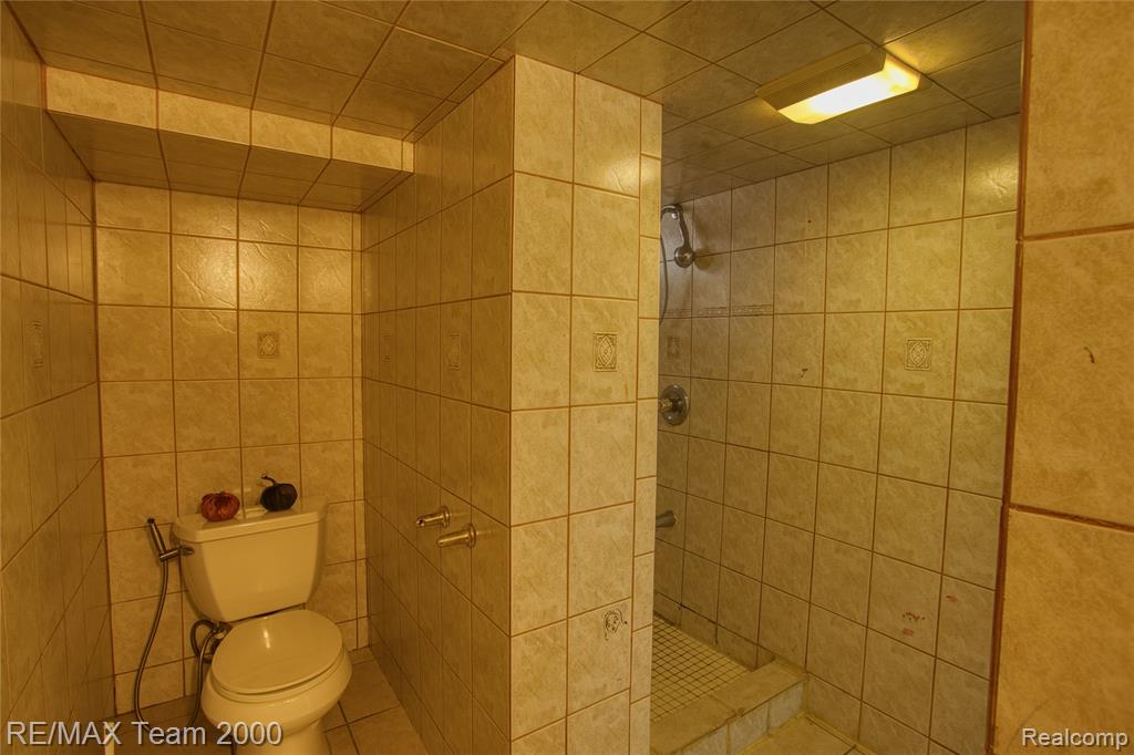 7523 Calhoun Street Property Photo 31