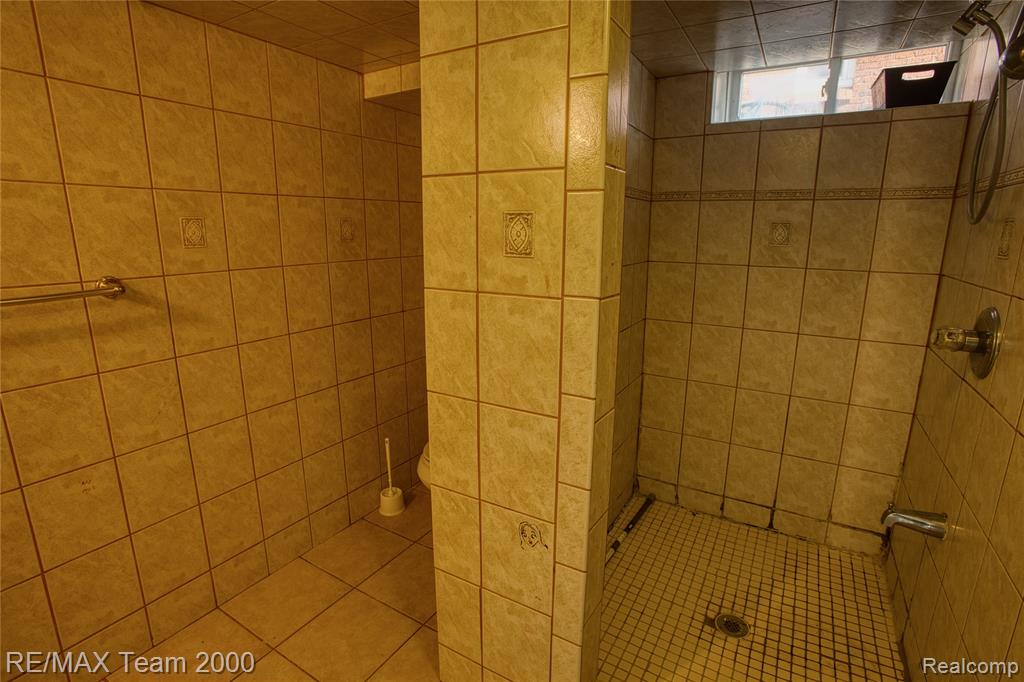 7523 Calhoun Street Property Photo 33