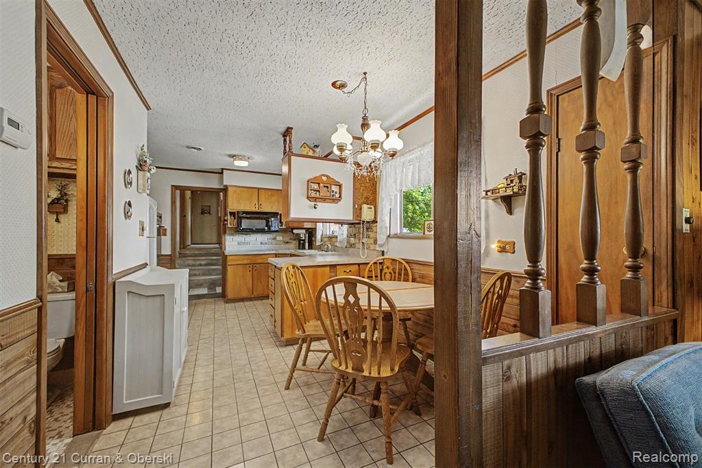 27110 Clairview Drive Property Photo 14