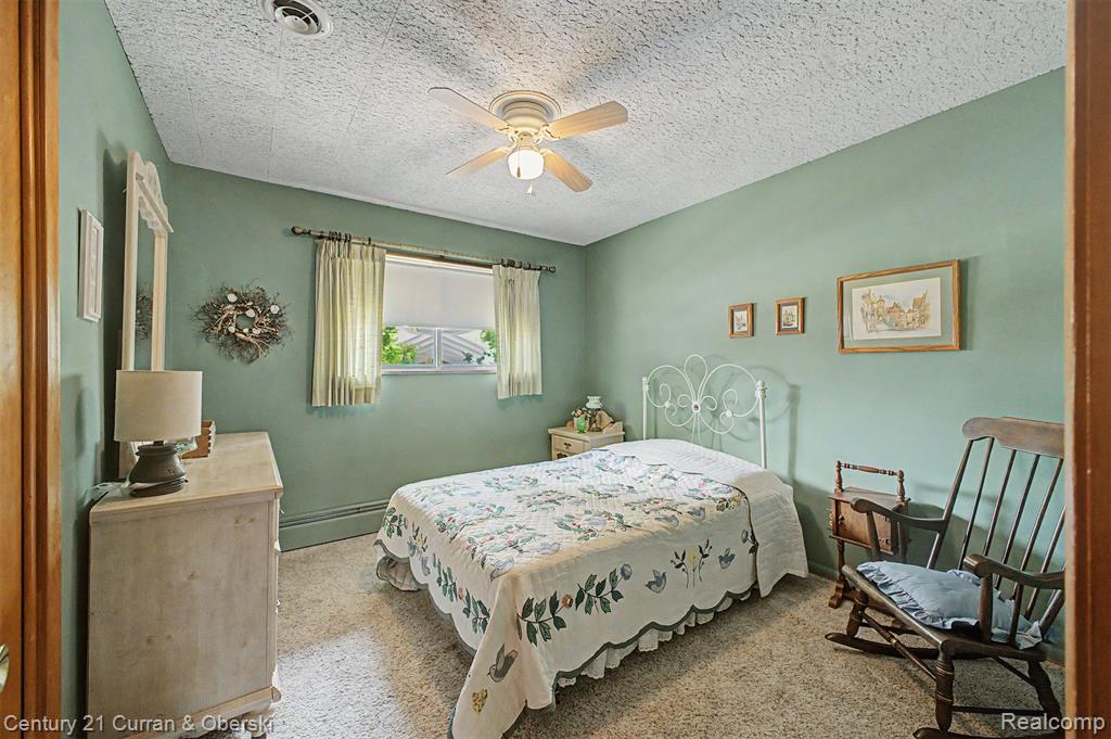 27110 Clairview Drive Property Photo 19