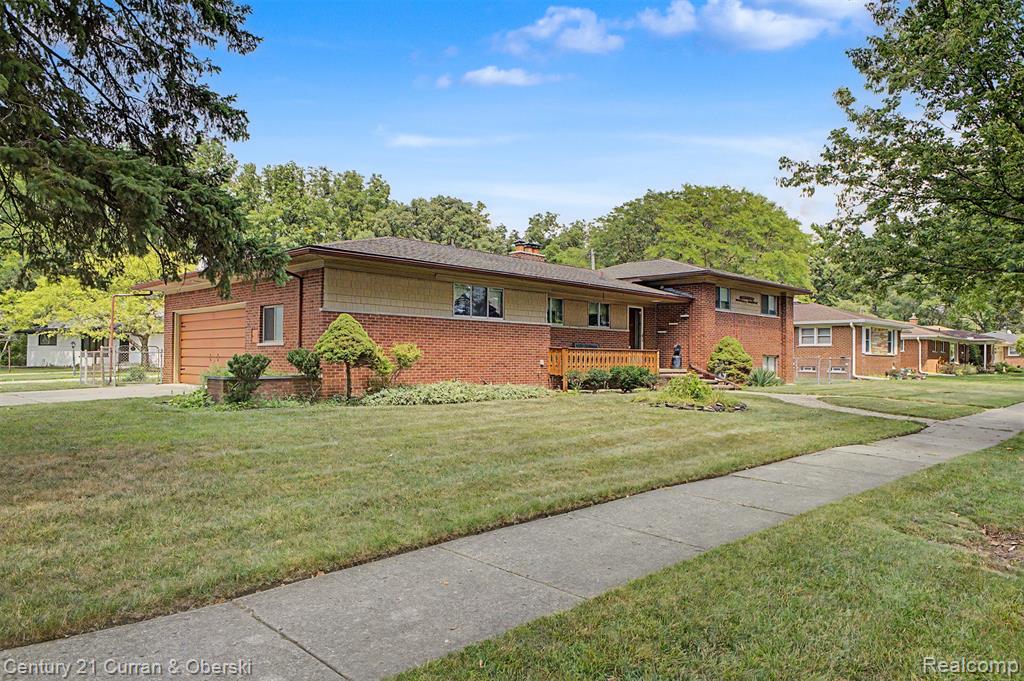 27110 Clairview Drive Property Photo 43