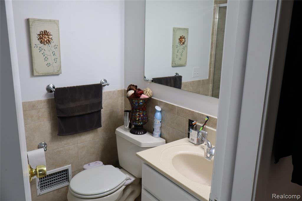 11114 Greendale Drive Property Photo 35