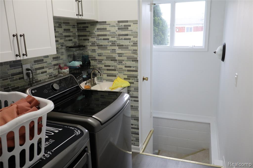 11114 Greendale Drive Property Photo 37