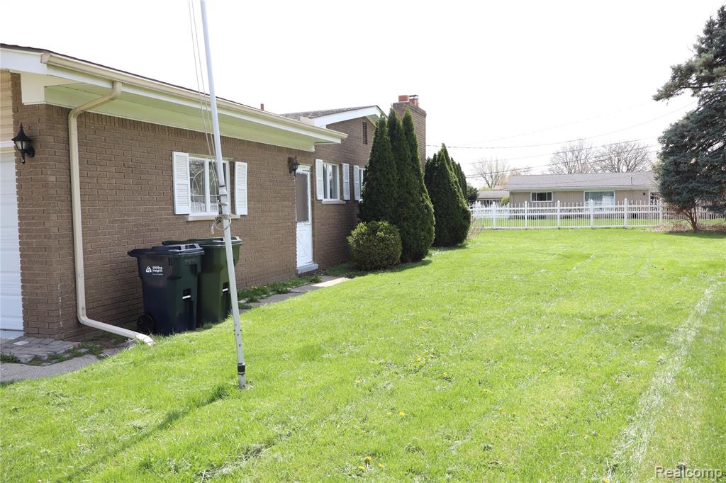 11114 Greendale Drive Property Photo 41