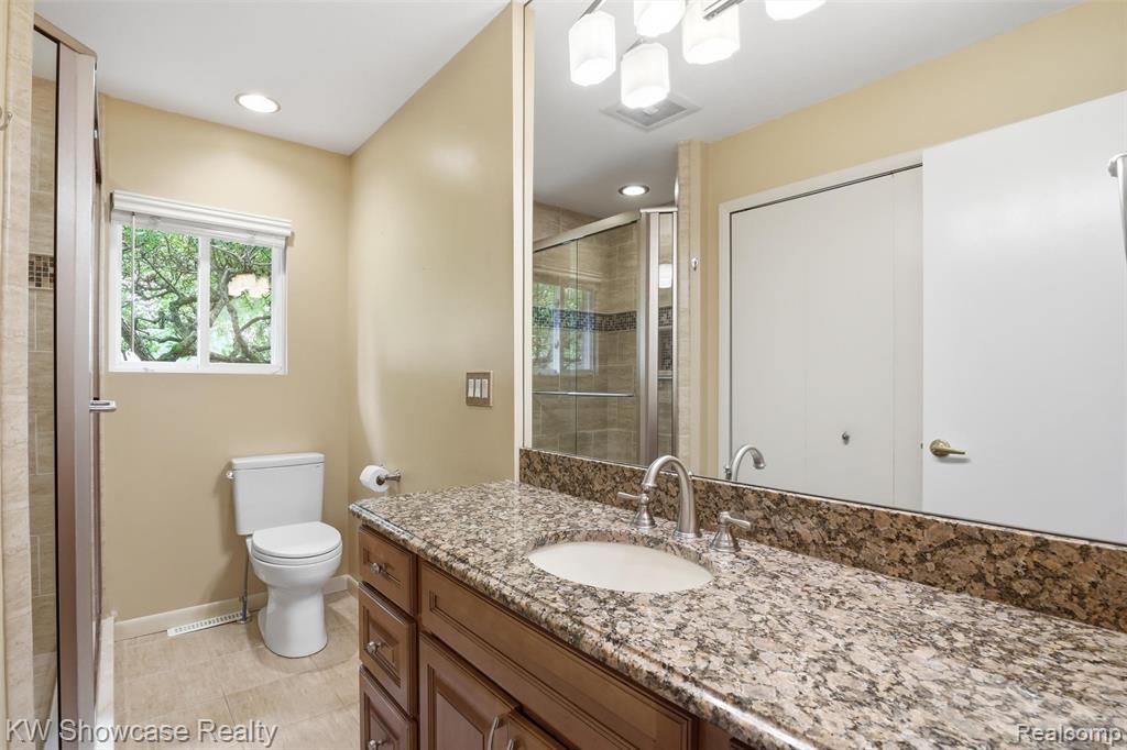804 Bonita Drive Property Photo 31